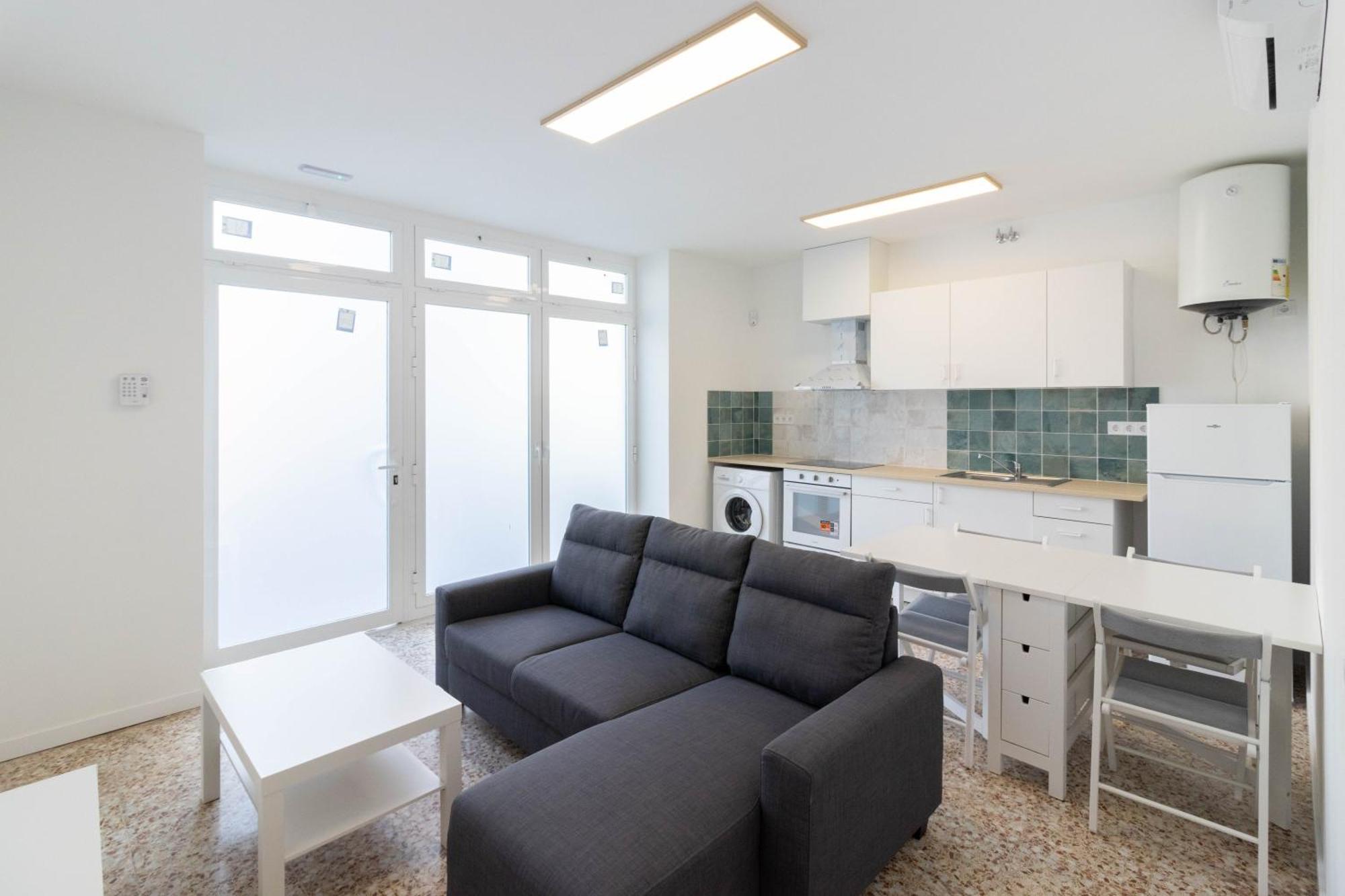 Cabanal Retreat Valence